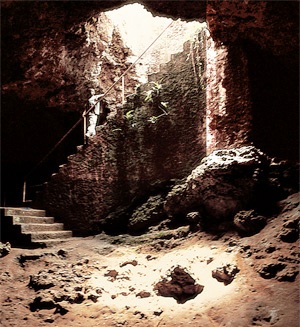 Zanzibar Slave caves